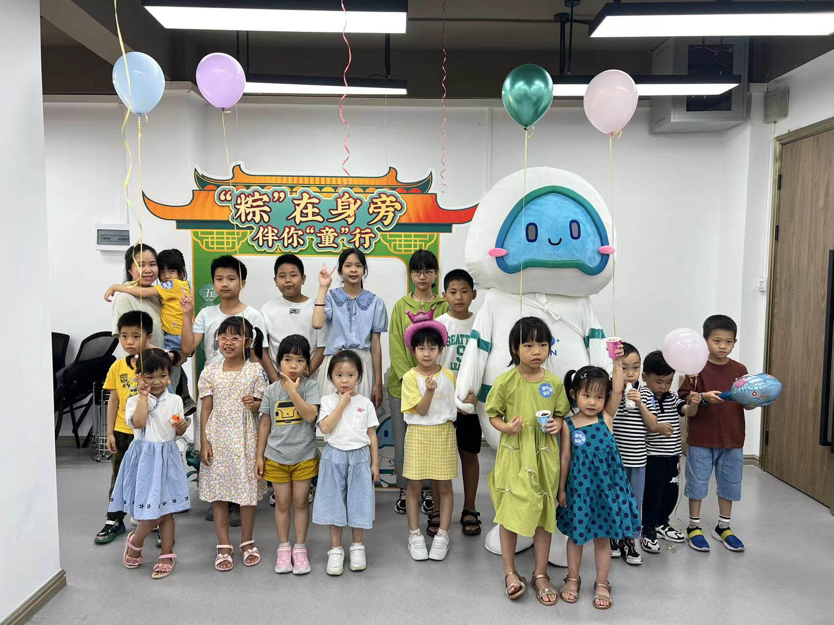 猫九酱sakura菠萝社12