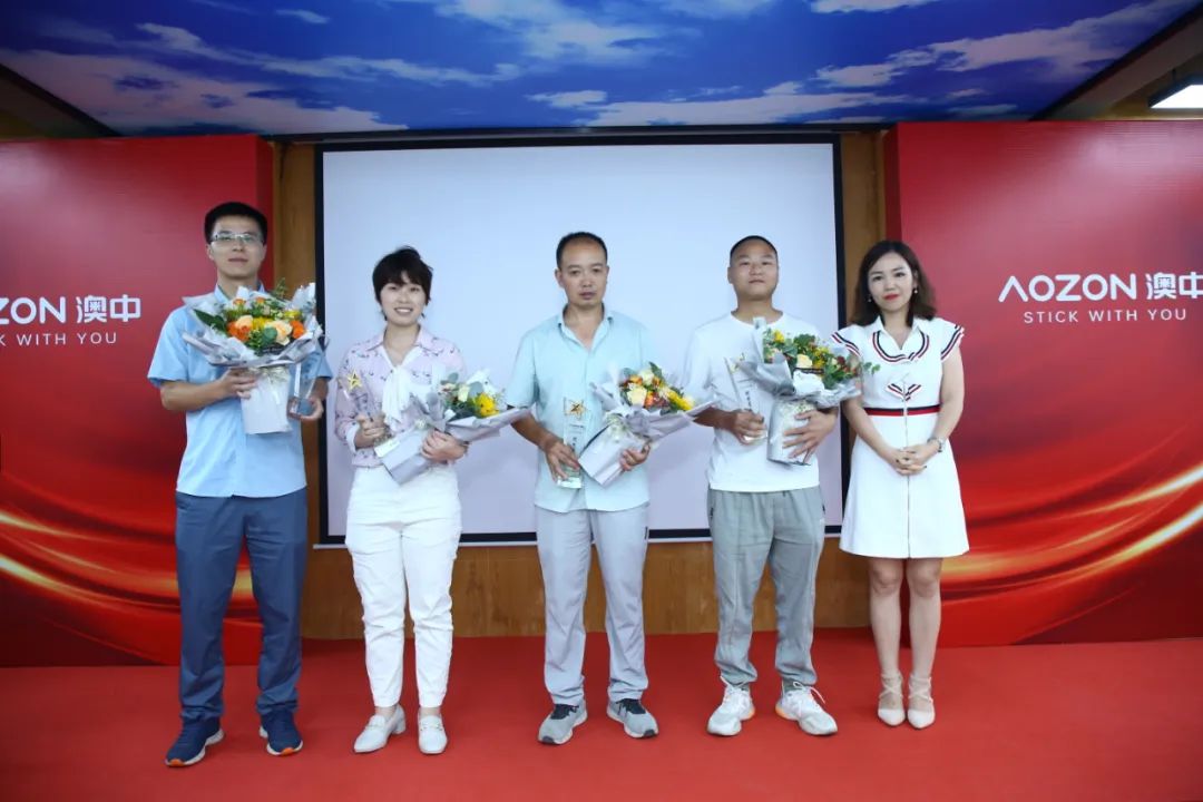 猫九酱sakura菠萝社12