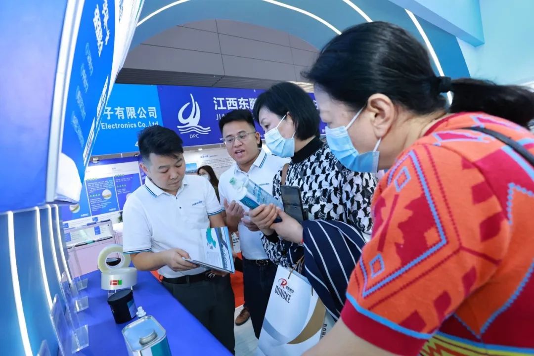 猫九酱sakura菠萝社12