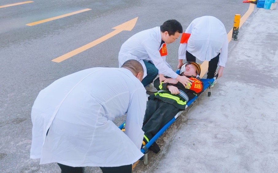 猫九酱sakura菠萝社12